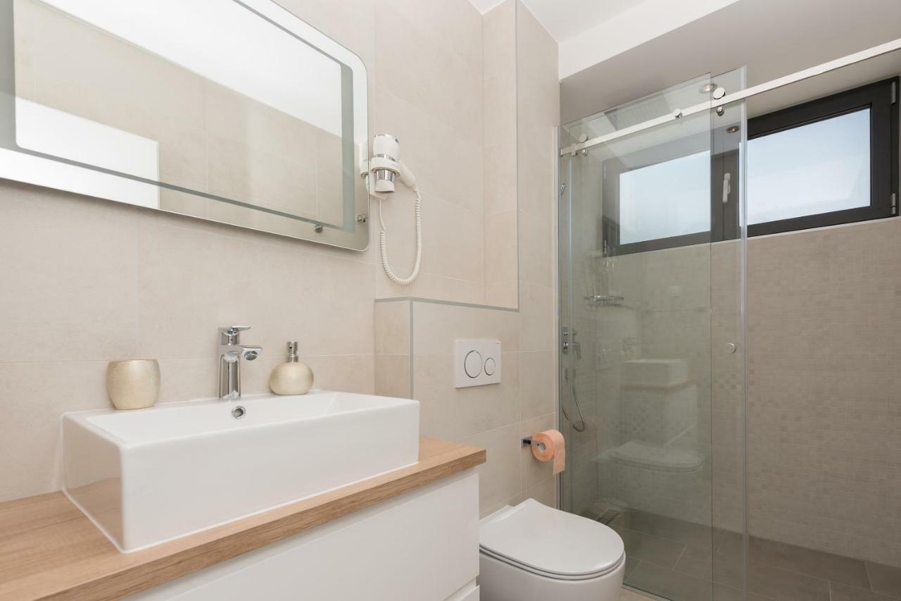 Villa Vid Apartments - Makarska Exklusiv المظهر الخارجي الصورة