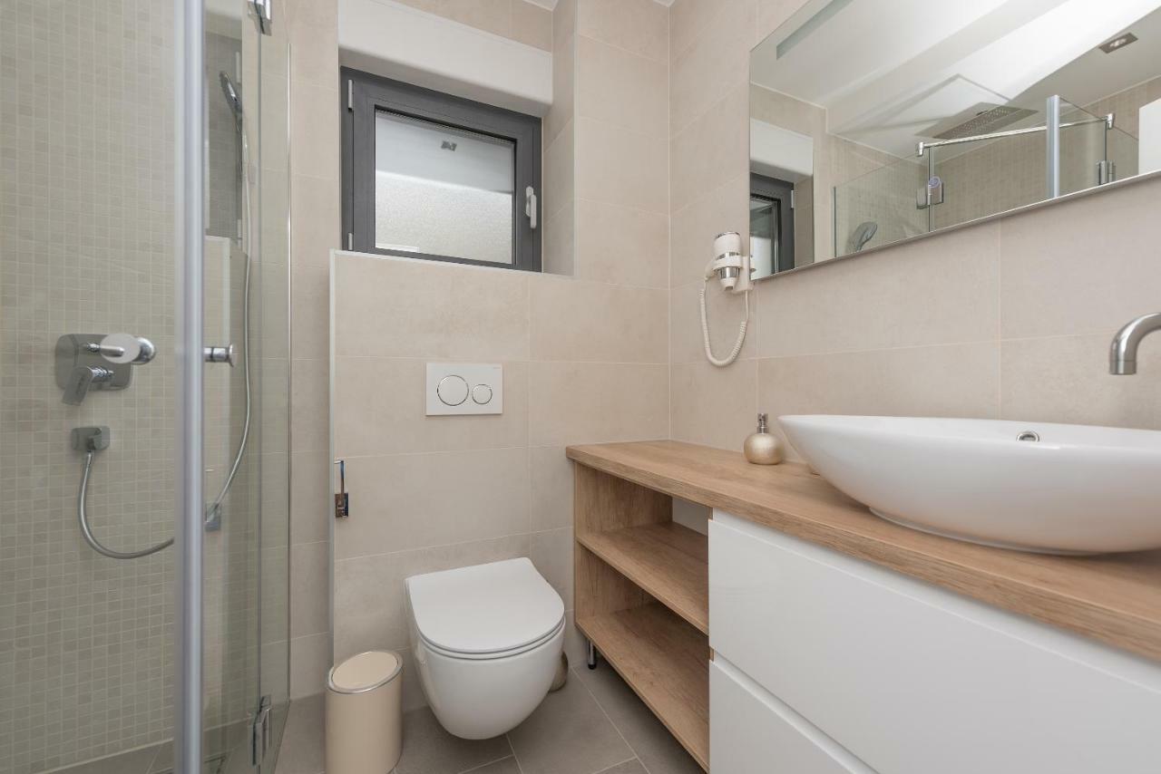 Villa Vid Apartments - Makarska Exklusiv المظهر الخارجي الصورة